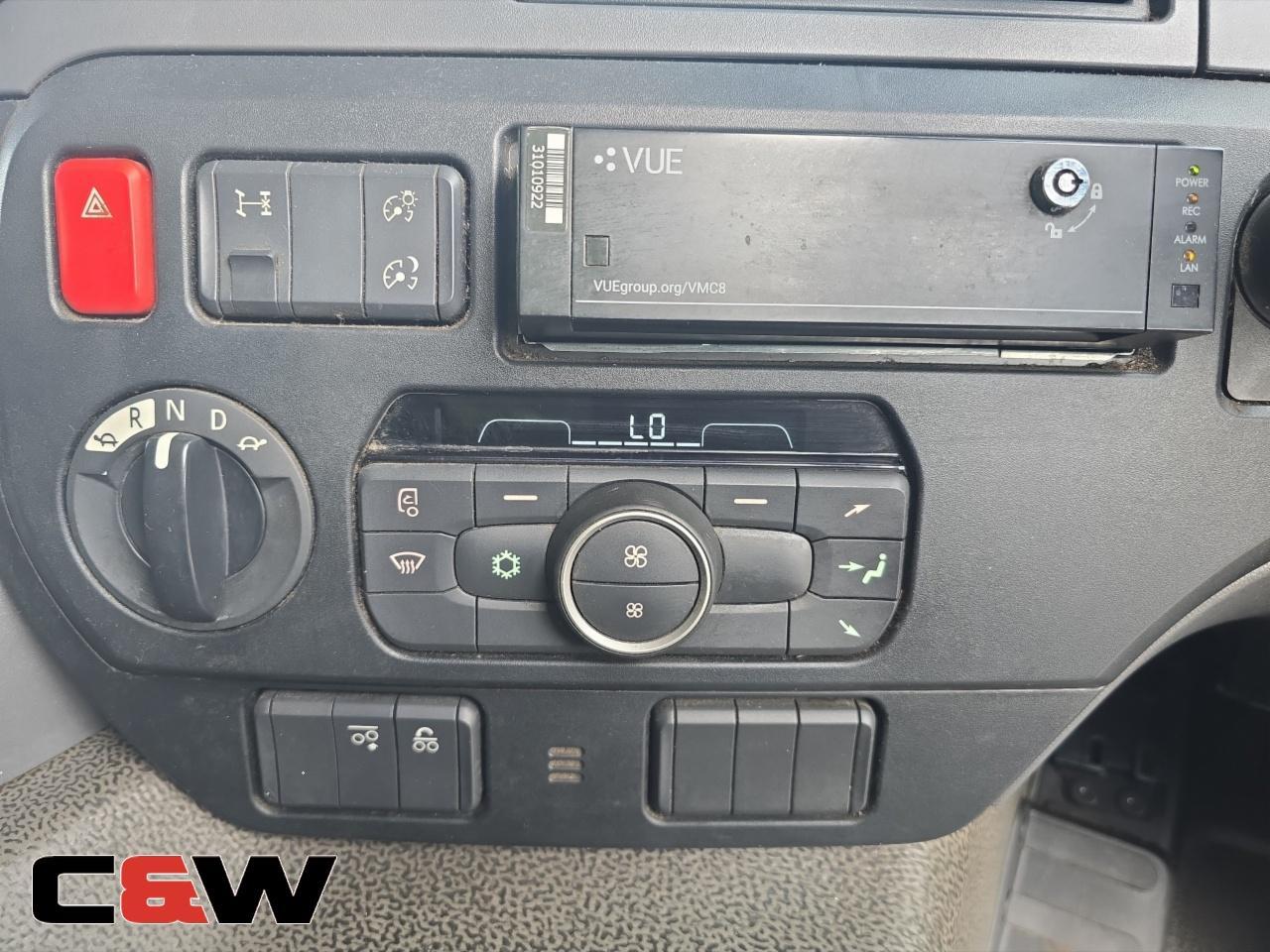 Vehicle image 29